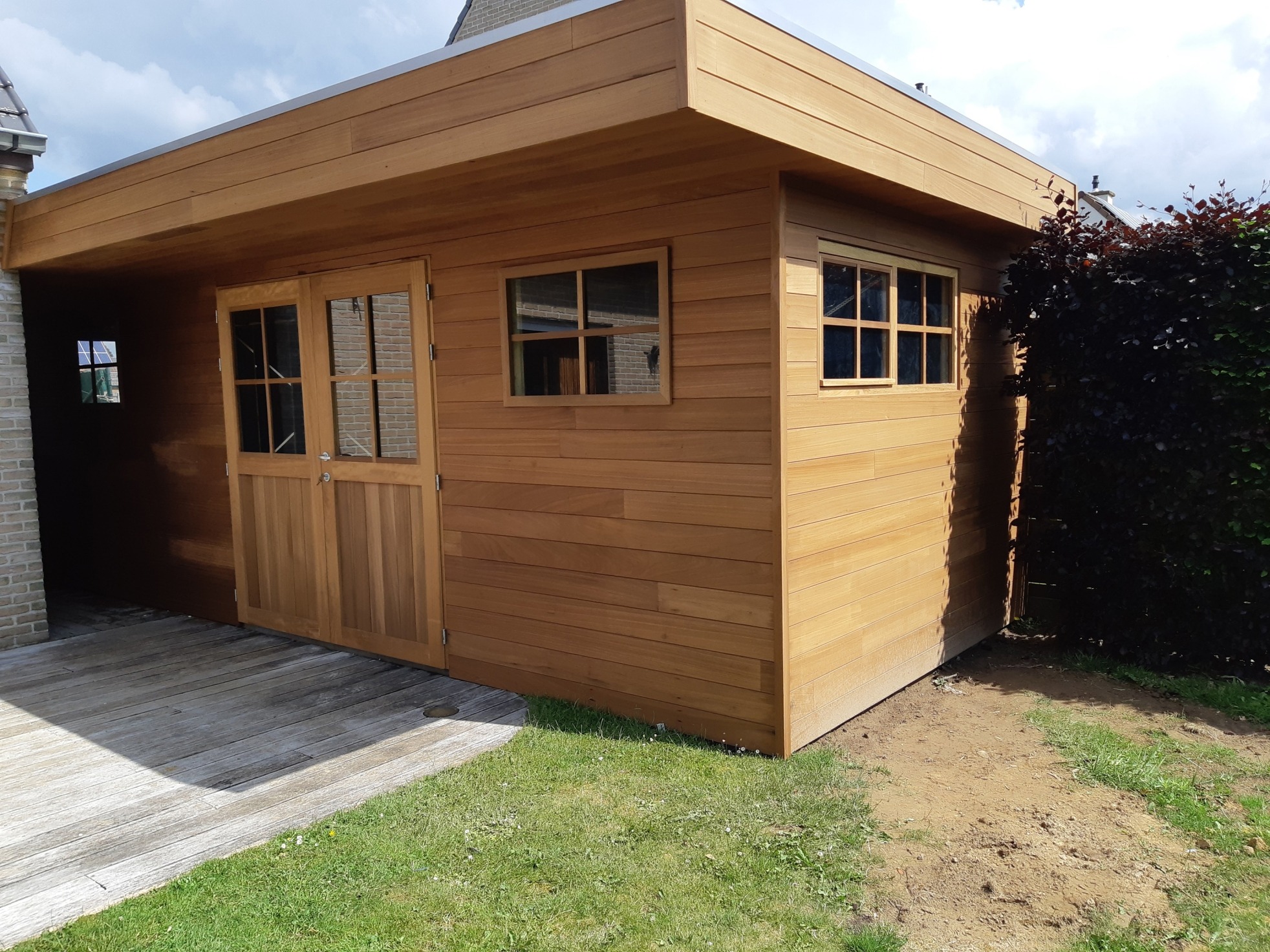 Klassiek tuinhuis van Lauwers